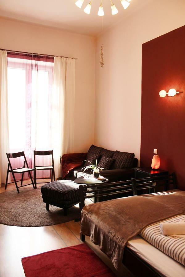 Yasmine Flat Budapesta